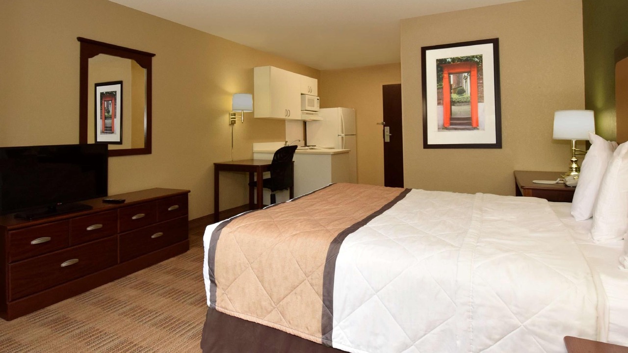 Photo of Bedroom in Burbank