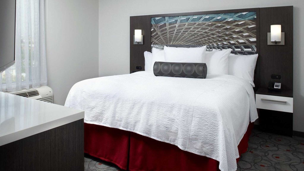 Photo of Bedroom in Shaw