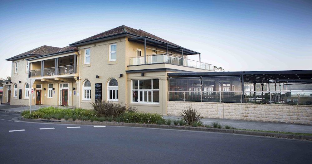 Photo of Buildings in Huskisson