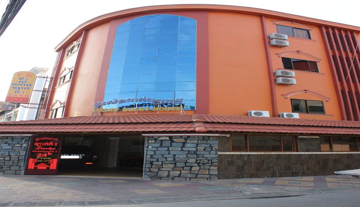 Photo of Buildings in Prampir Makara