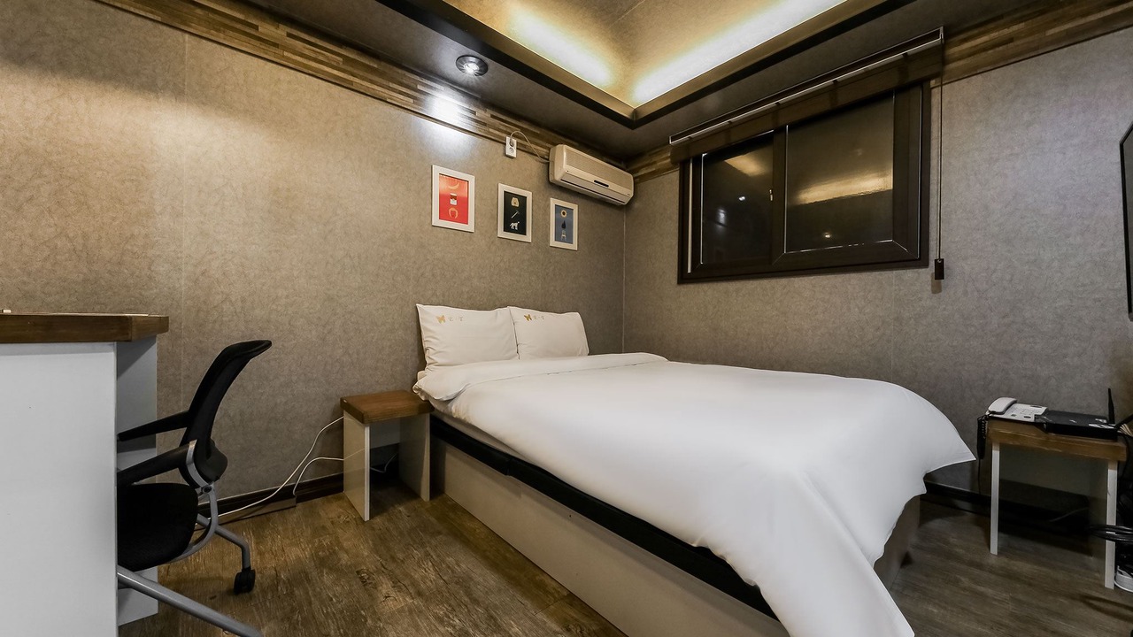 Photo of Bedroom in Jung-gu