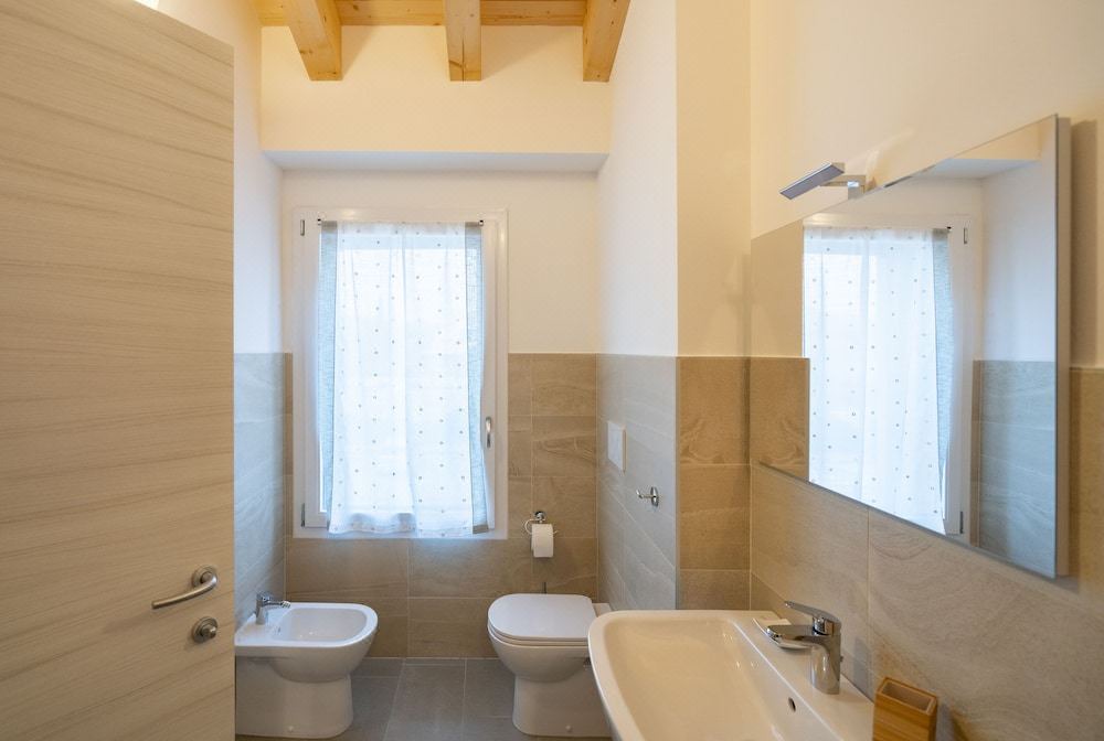 Photo of Bathroom in Vago