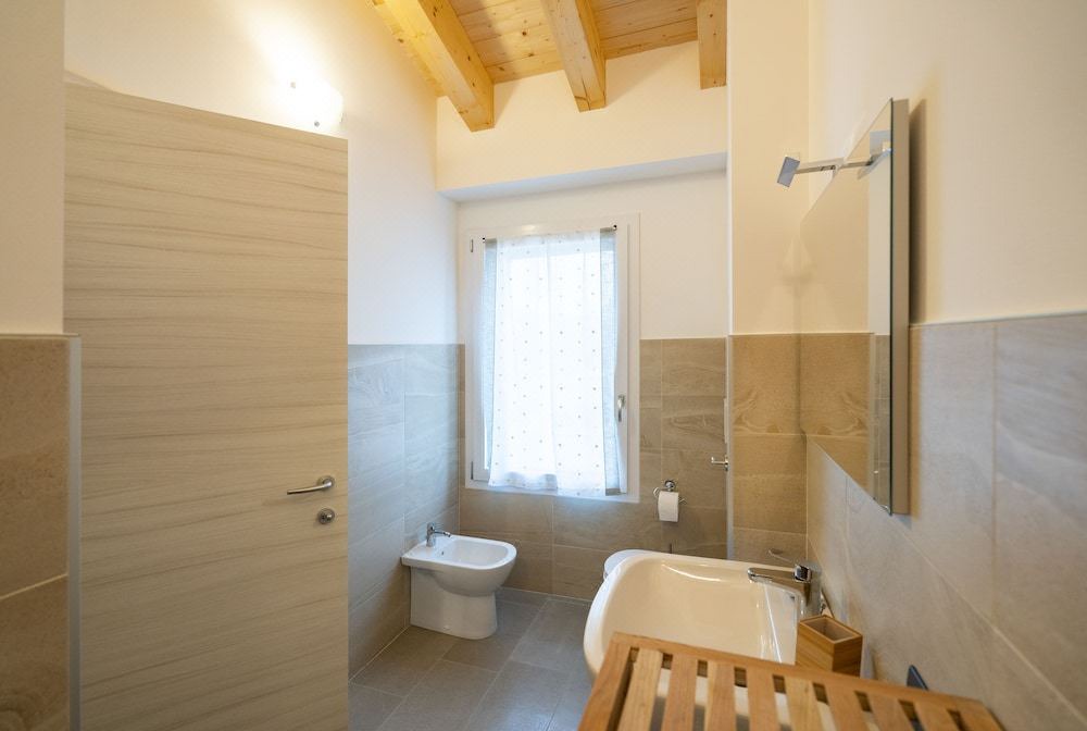 Photo of Bathroom in Vago
