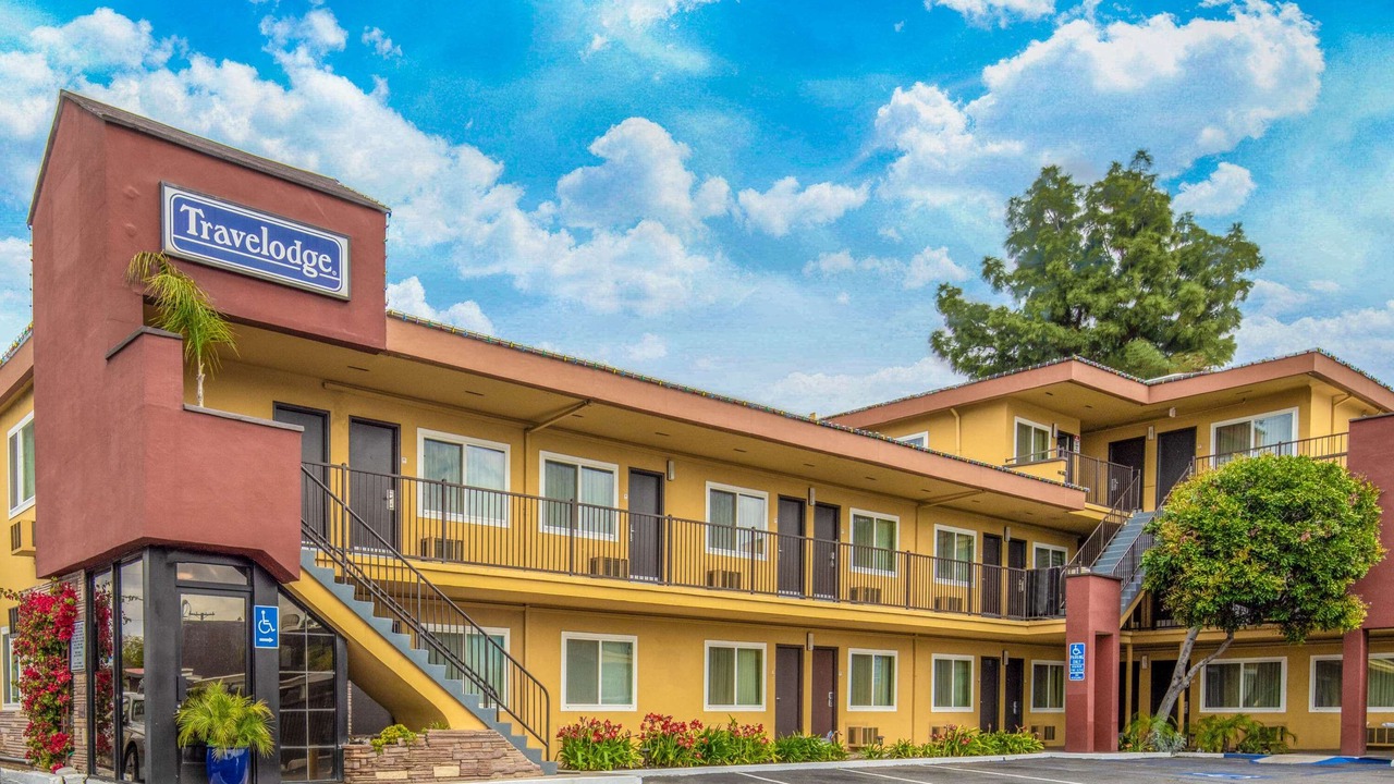 Photo of Buildings in Magnolia Park