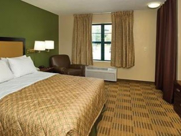 Photo of Bedroom in Burbank