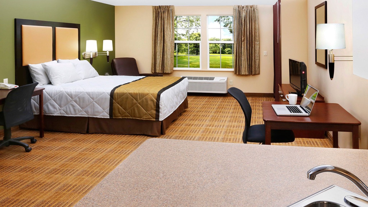 Photo of Bedroom in Burbank