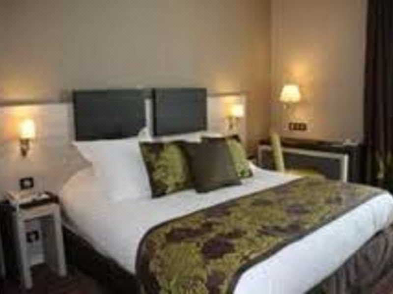 Photo of Bedroom in Feytiat