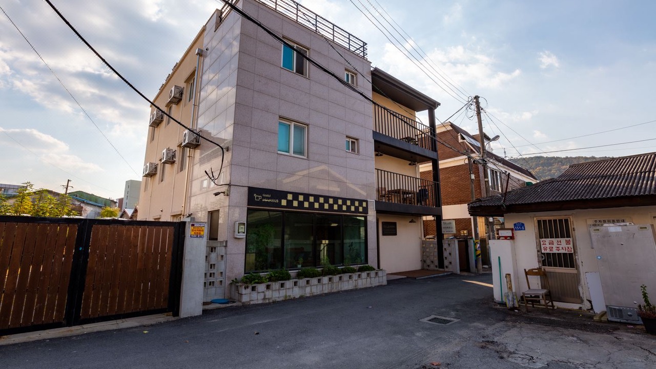 Photo of Buildings in Panjuk-tong