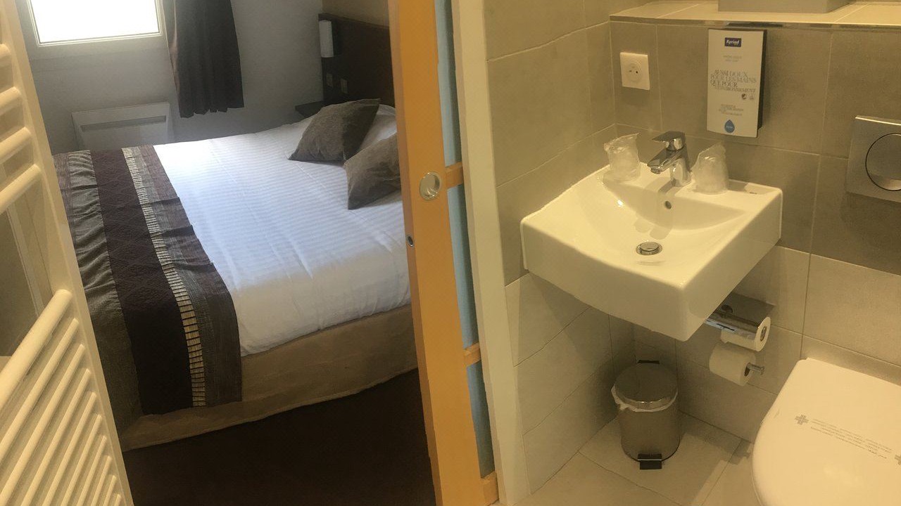 Photo of Bathroom in Feytiat