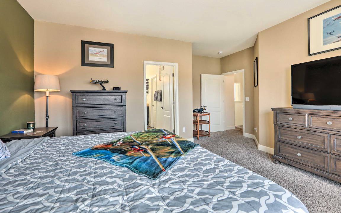 Photo of Bedroom in Sparks