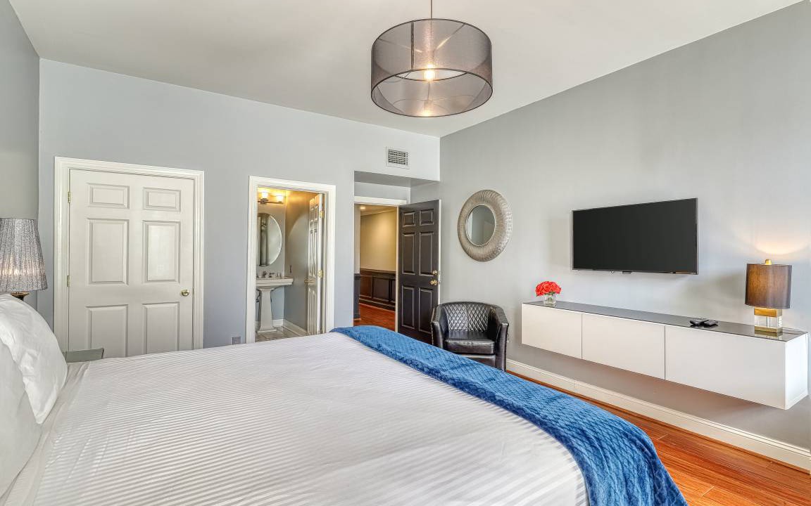 Photo of Bedroom in Old West Broad Neighborhood