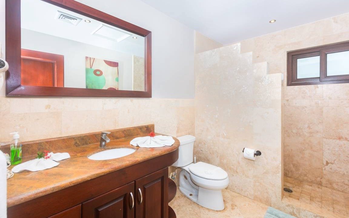 Photo of Bathroom in Pristine Bay