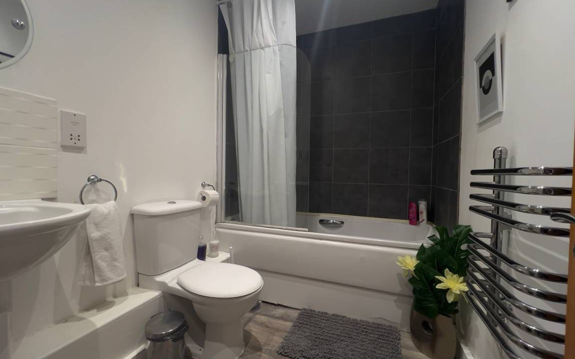Photo of Bathroom in Southampton City Centre