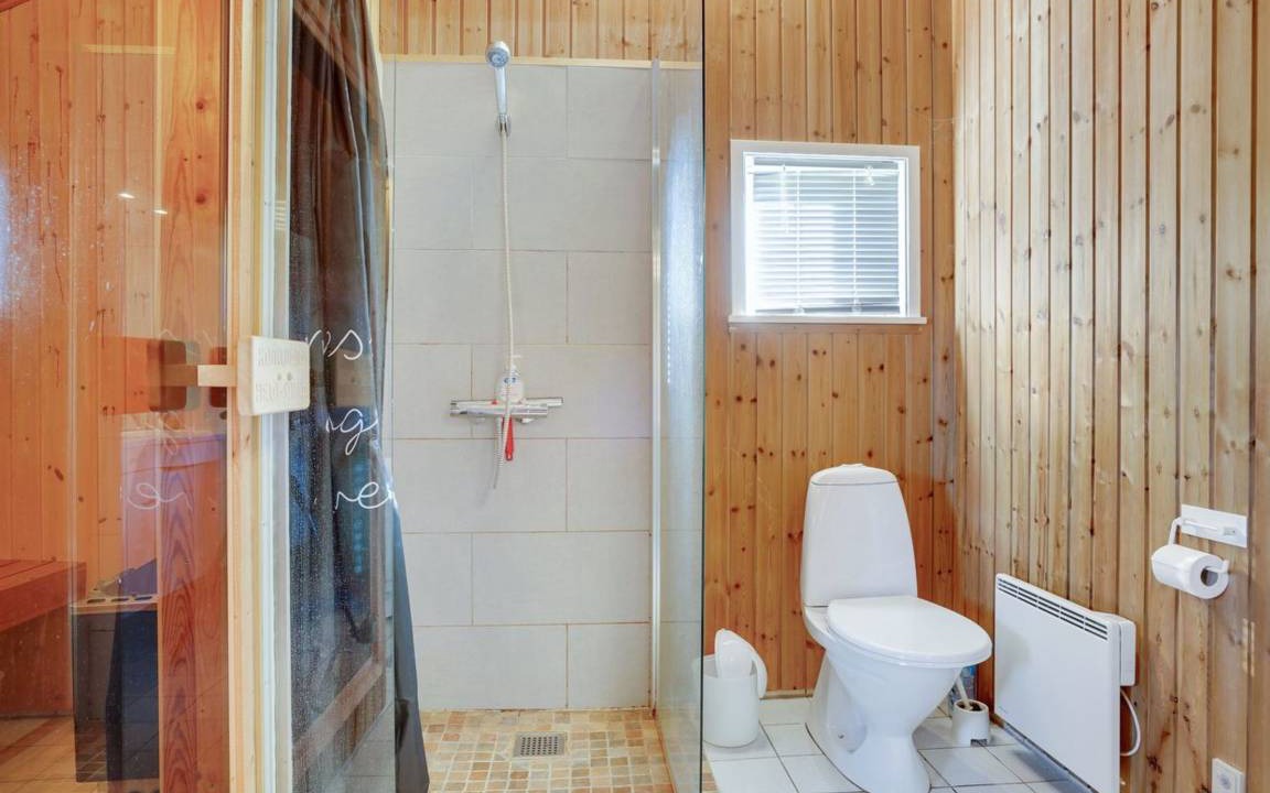 Photo of Bathroom in Næs