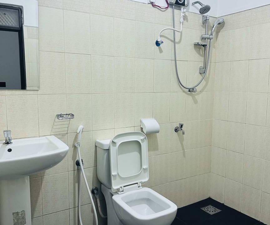 Photo of Bathroom in Butawatta