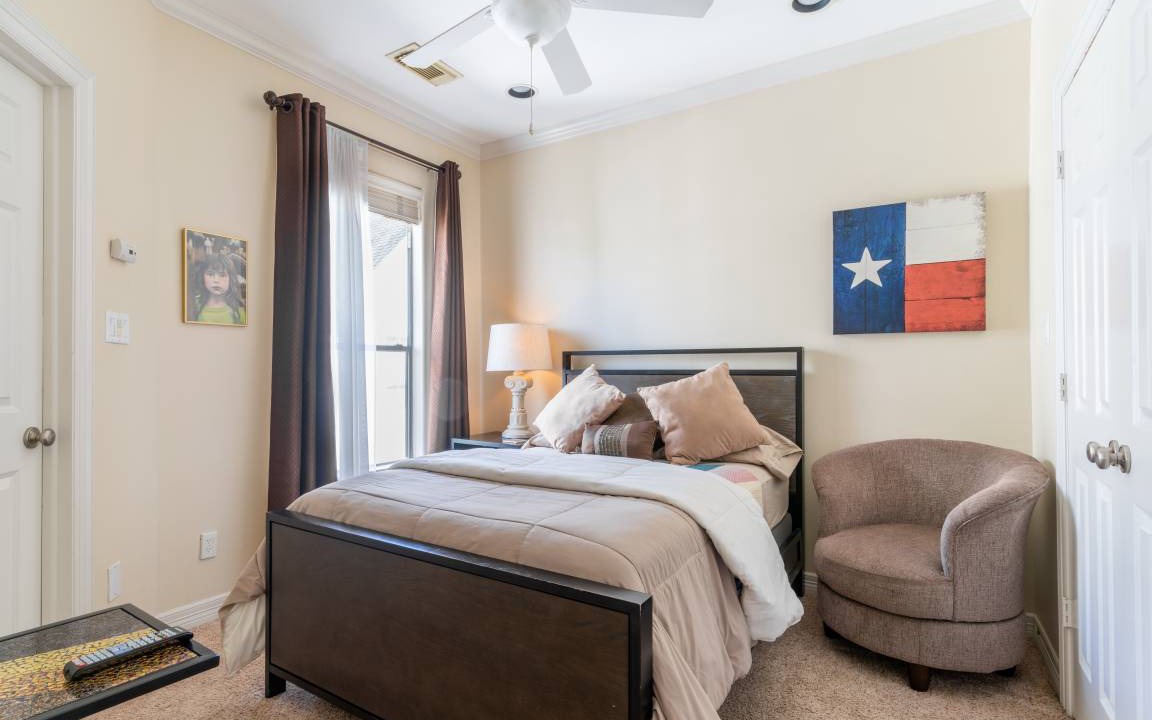 Photo of Bedroom in Montrose