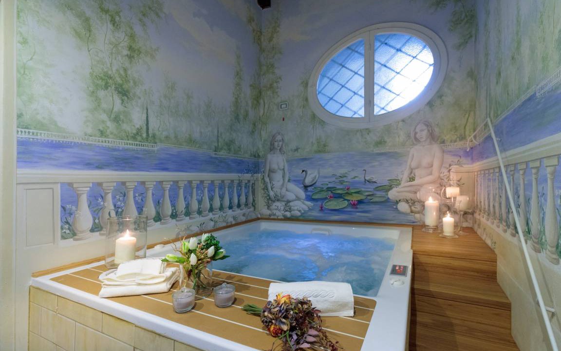 Photo of Bathroom in Lucca Historical Center