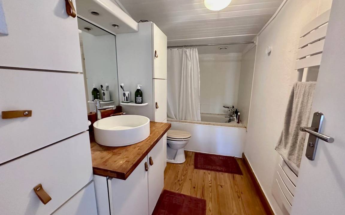 Photo of Bathroom in Talence