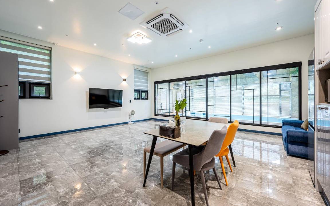 Photo of Livingroom in Chajakpawi