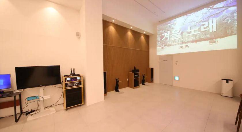 Photo of Livingroom in Bongmyeong-dong
