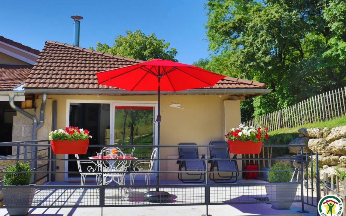 Photo of Patio Balcony in Saint-Thomas-en-Royans
