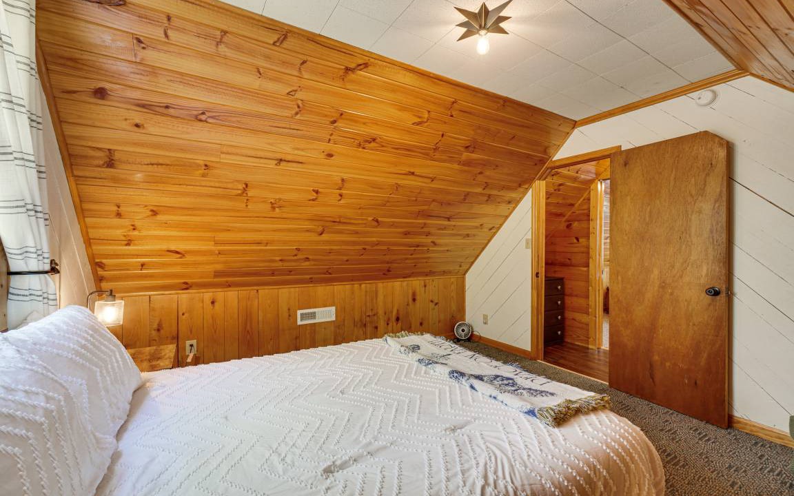 Photo of Bedroom in Unaka