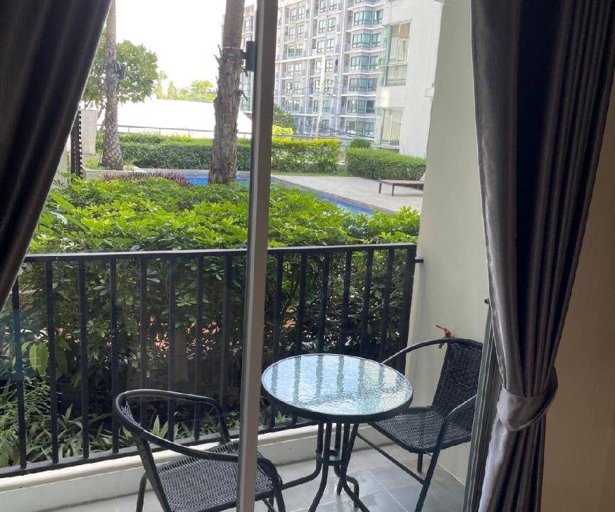 Photo of Patio Balcony in Khlong Kluea
