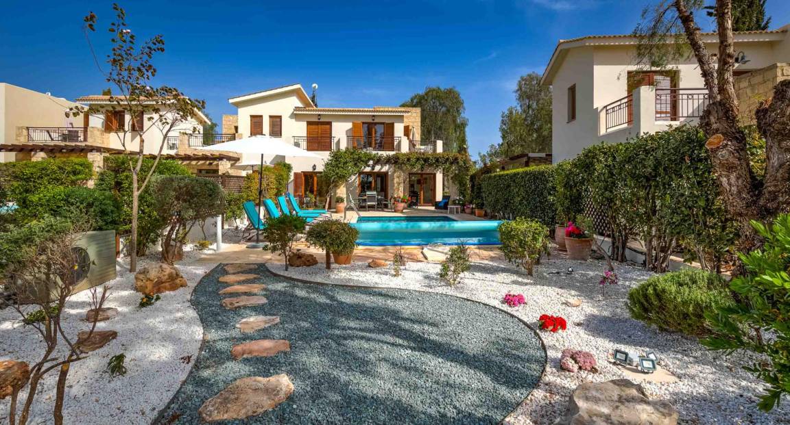 Photo of Others in Aphrodite Hills