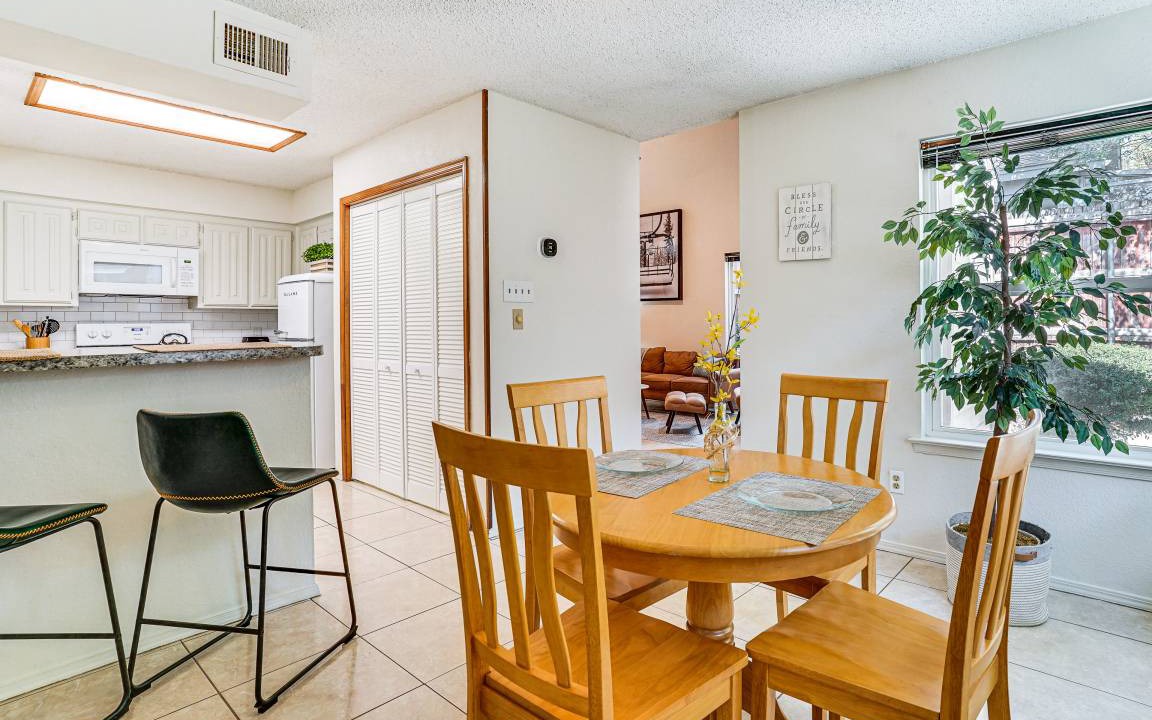 Photo of Kitchen in West Arlington