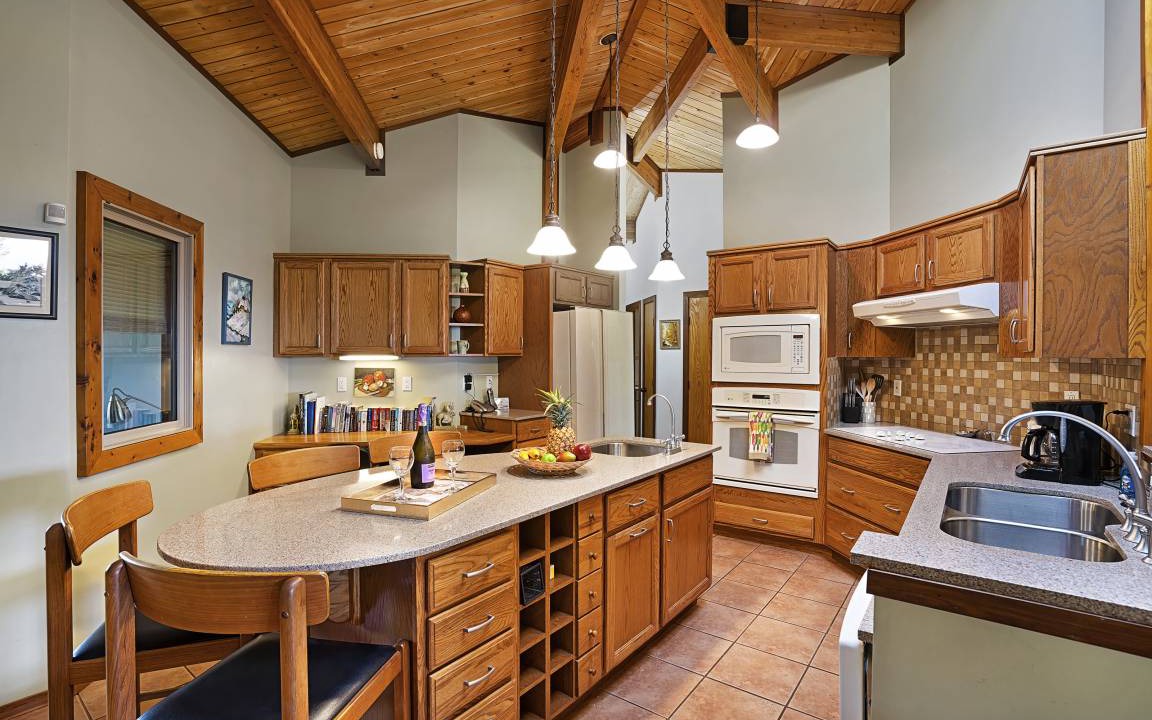 Photo of Kitchen in Waikoloa