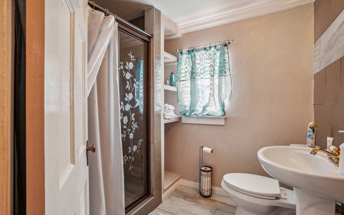 Photo of Bathroom in Seybold