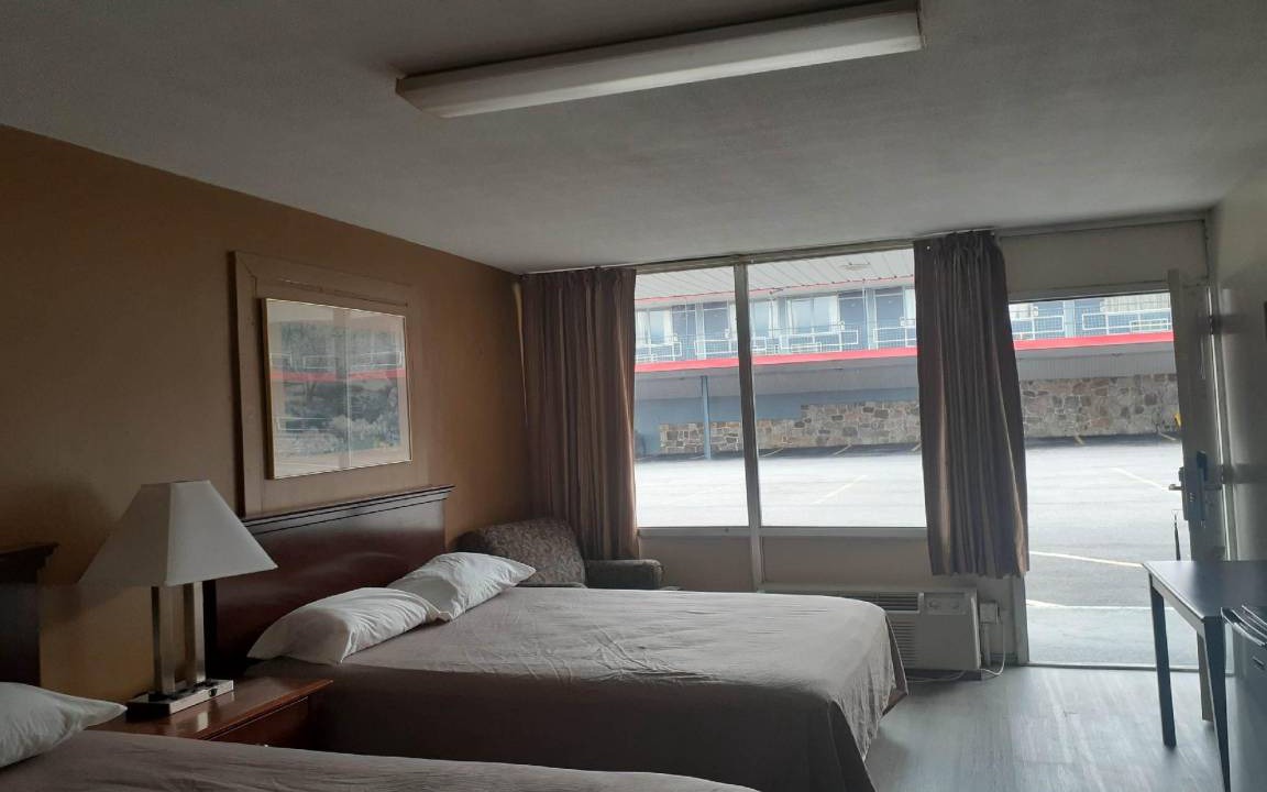 Photo of Bedroom in Goldbond