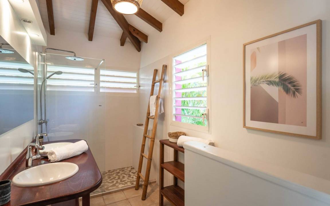 Photo of Bathroom in Le Moule