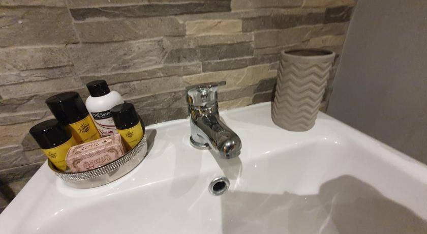 Photo of Bathroom in Slane