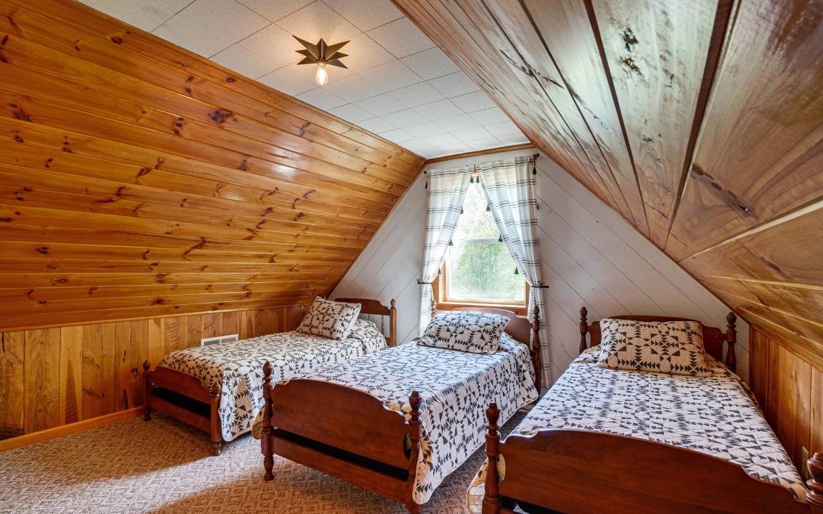 Photo of Bedroom in Unaka
