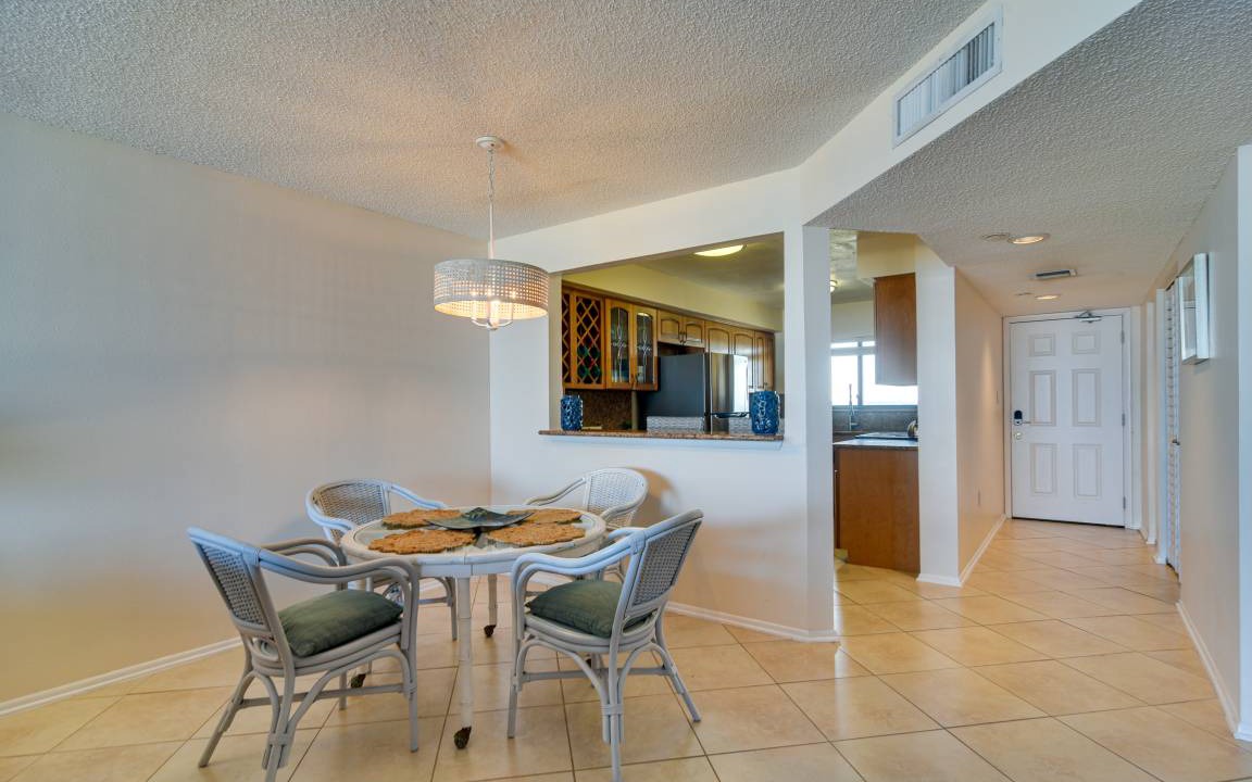 Photo of Livingroom in Sand Key