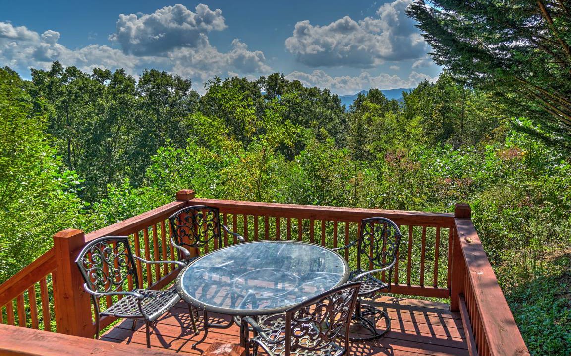 Photo of Others in Hiawassee