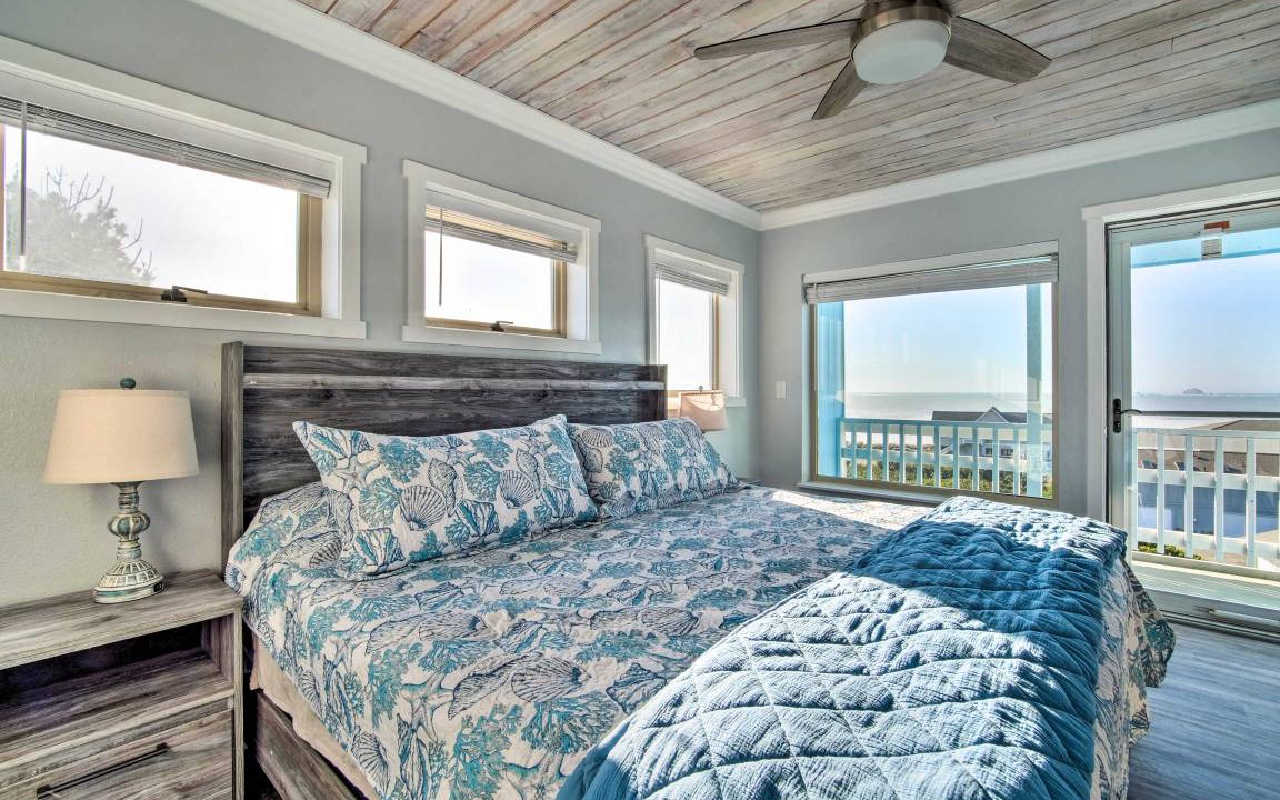 Photo of Bedroom in Gold Beach