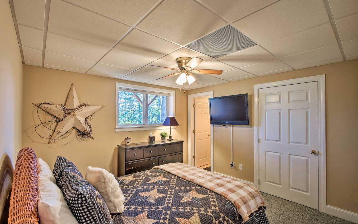 Photo of Bedroom in Chatuge Village