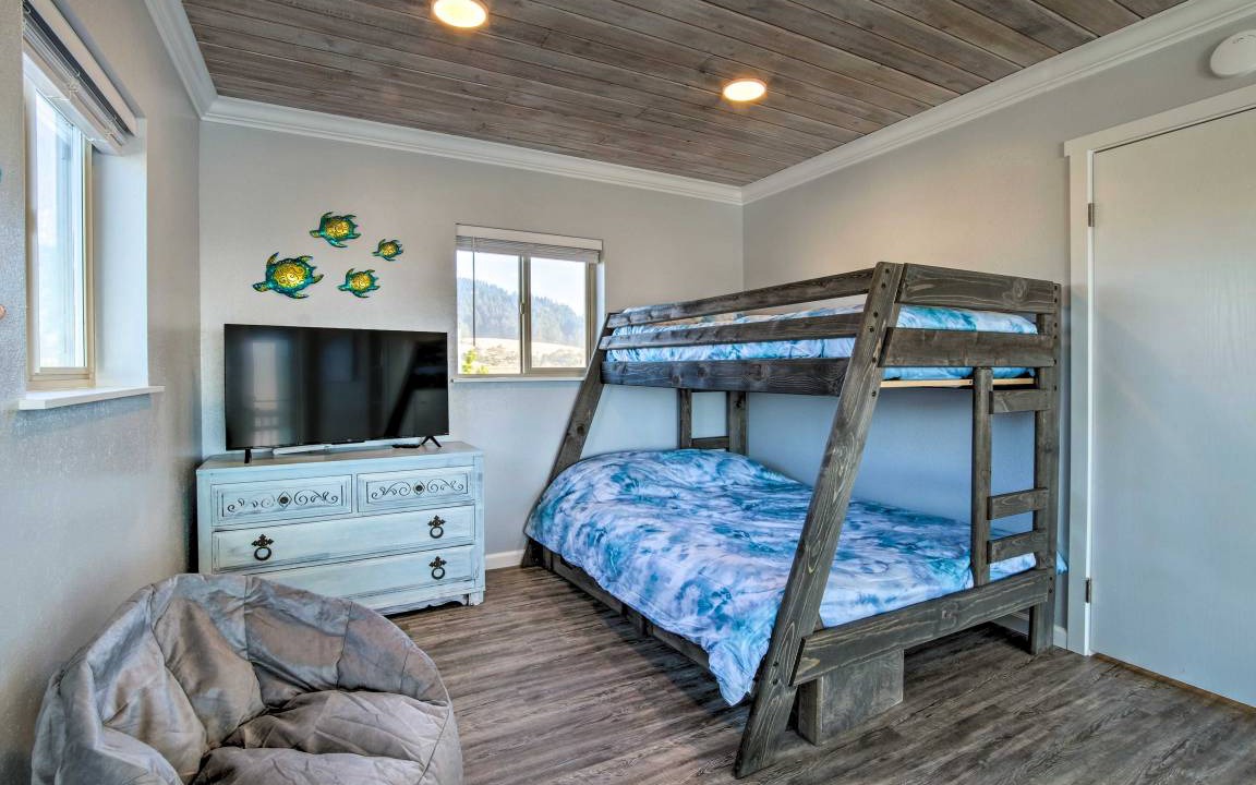 Photo of Bedroom in Gold Beach