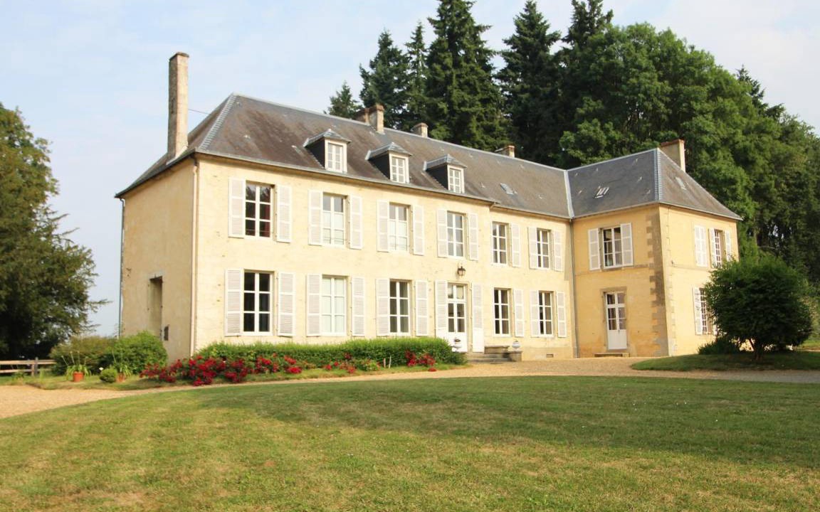 Photo of Buildings in Bellavilliers