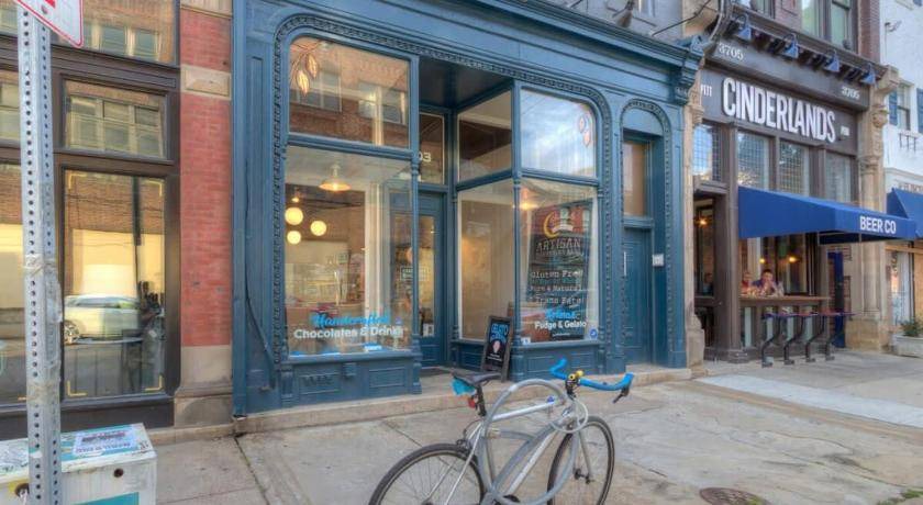 Photo of Others in Lower Lawrenceville