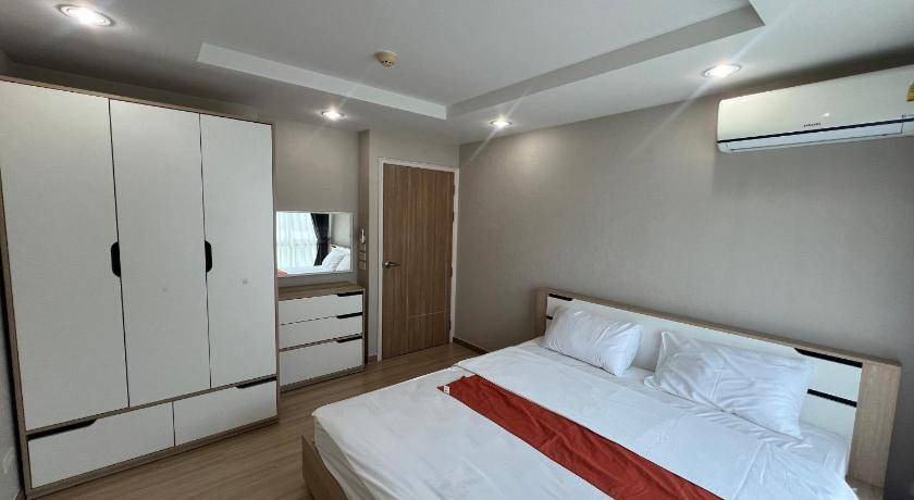 Photo of Bedroom in Bang Pa-in