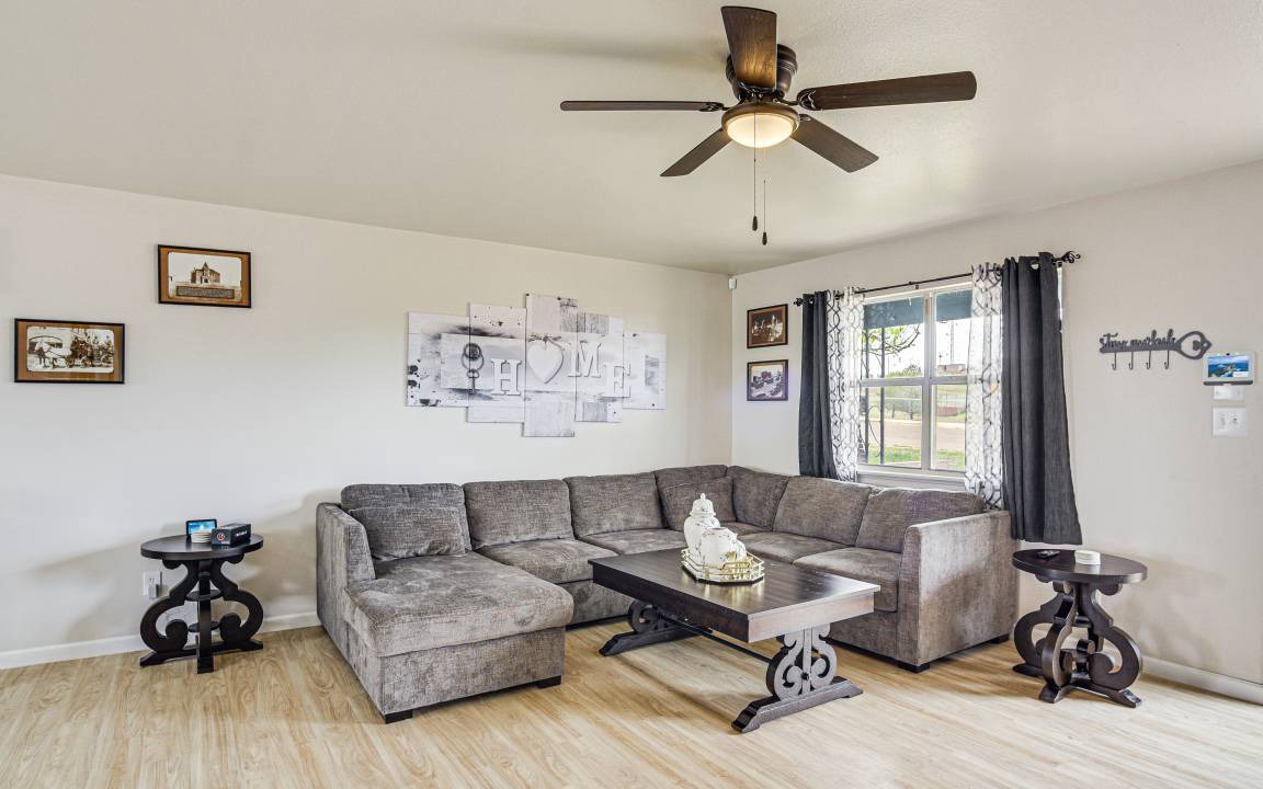 Photo of Livingroom in Tucumcari