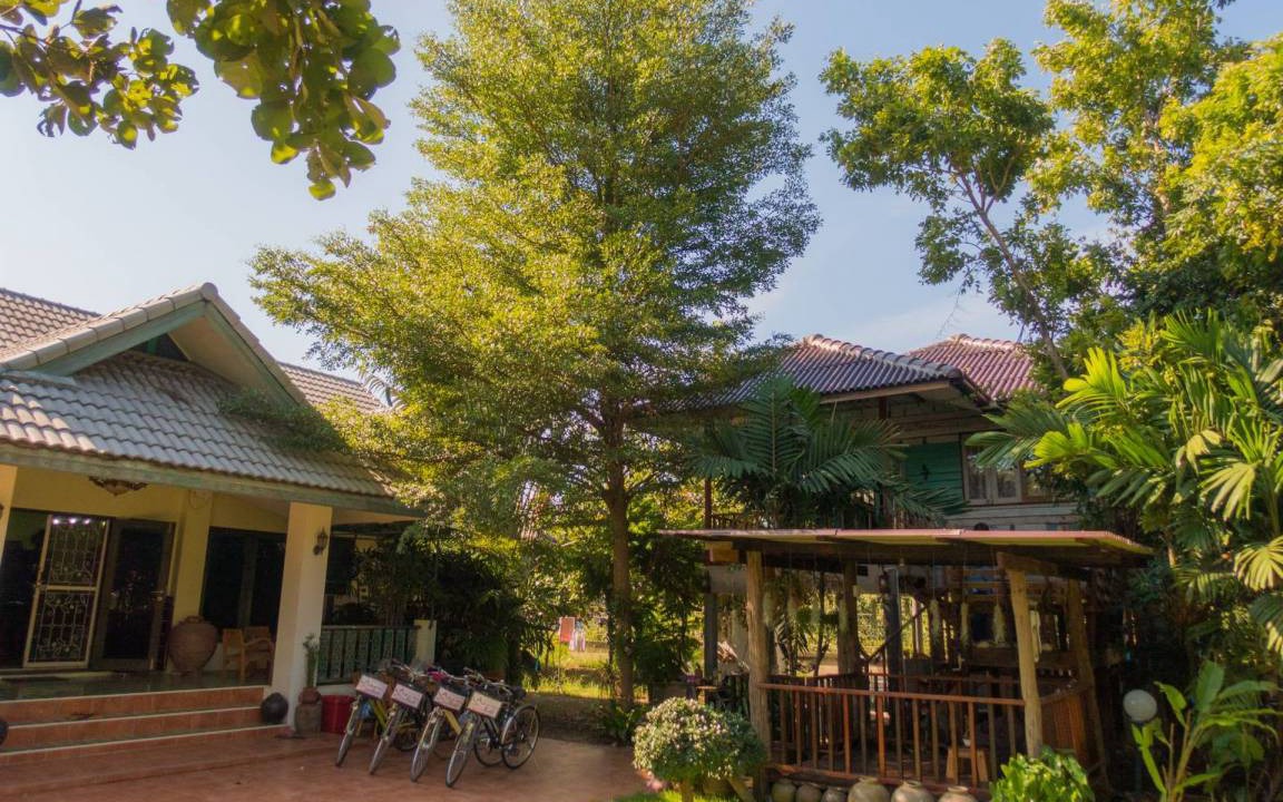 Photo of Others in Lumphli