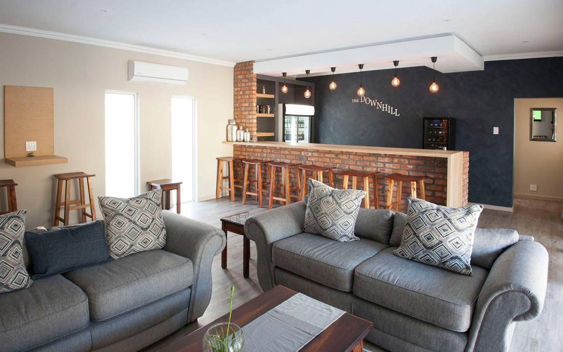 Photo of Livingroom in Bunkers Hill