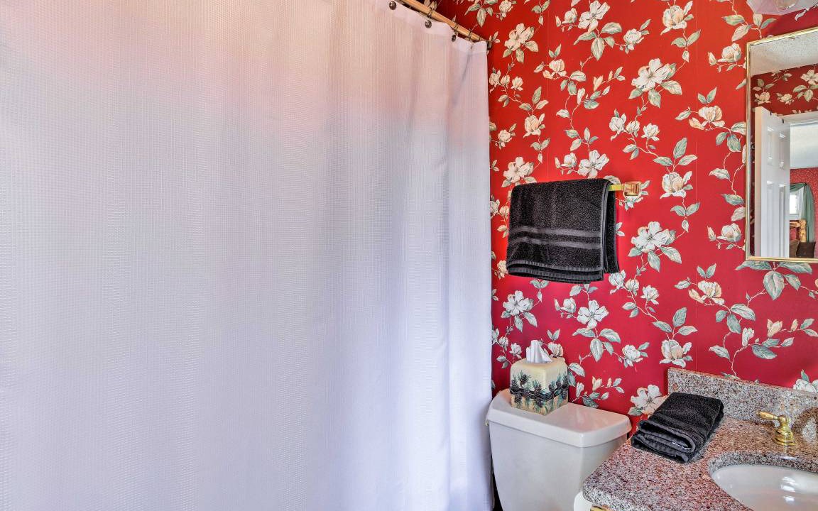 Photo of Bathroom in Chatuge Village