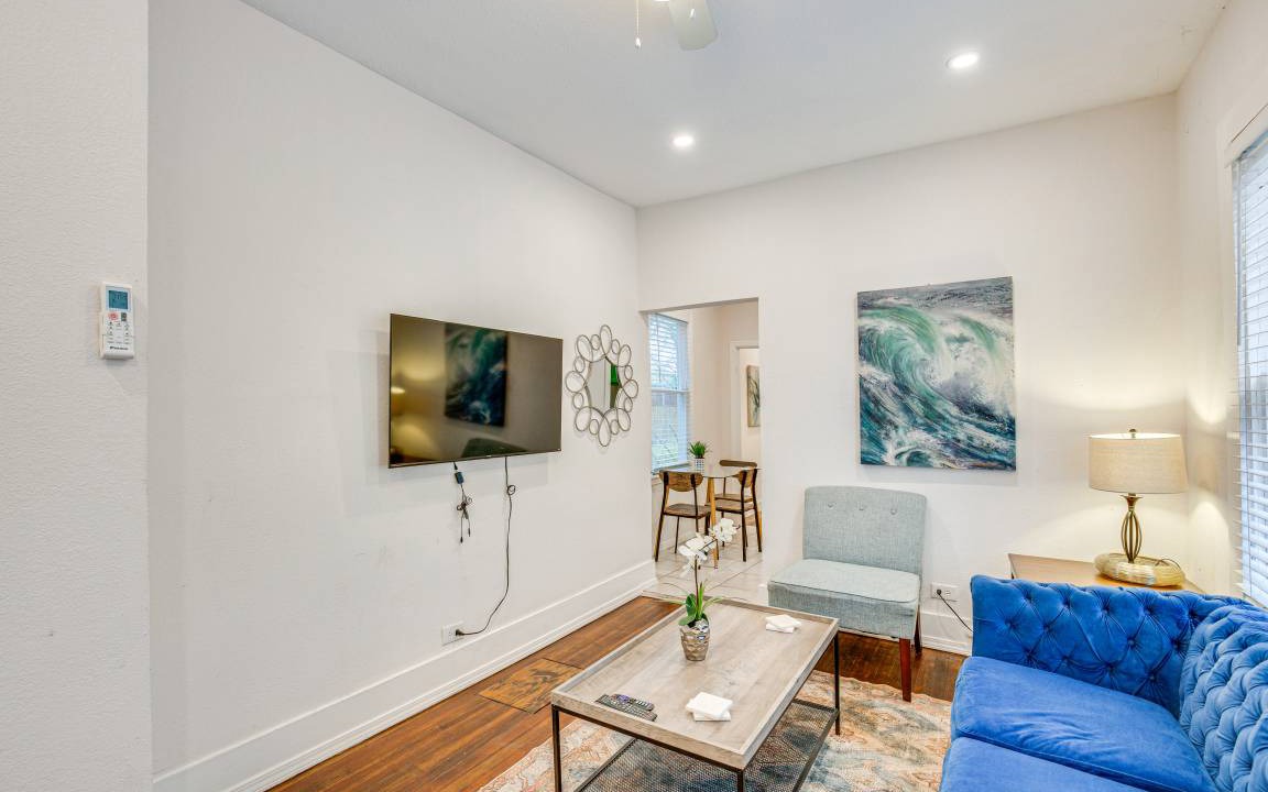 Photo of Others in Peak's Suburban Addition