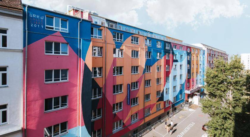 Photo of Others in Favoriten