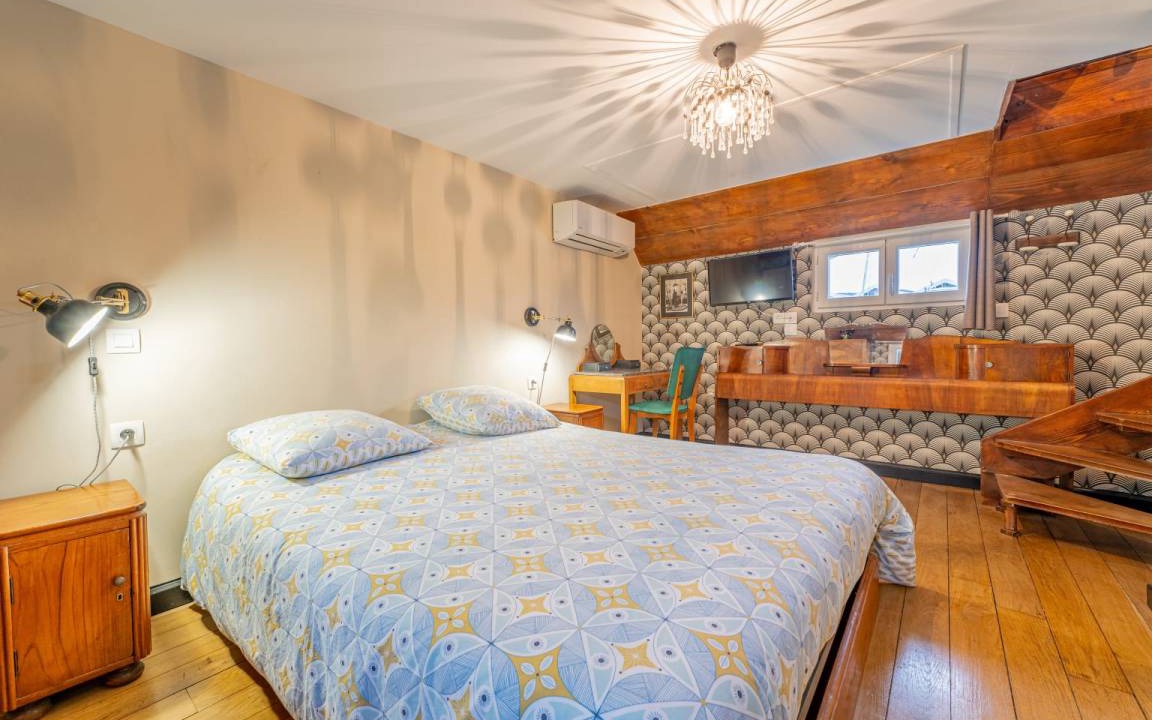 Photo of Bedroom in Bassins a Flot